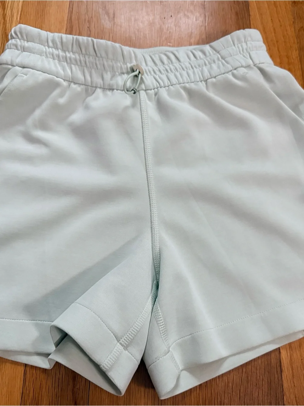 Lululemon Softstreme High Rise Shorts - Mint color